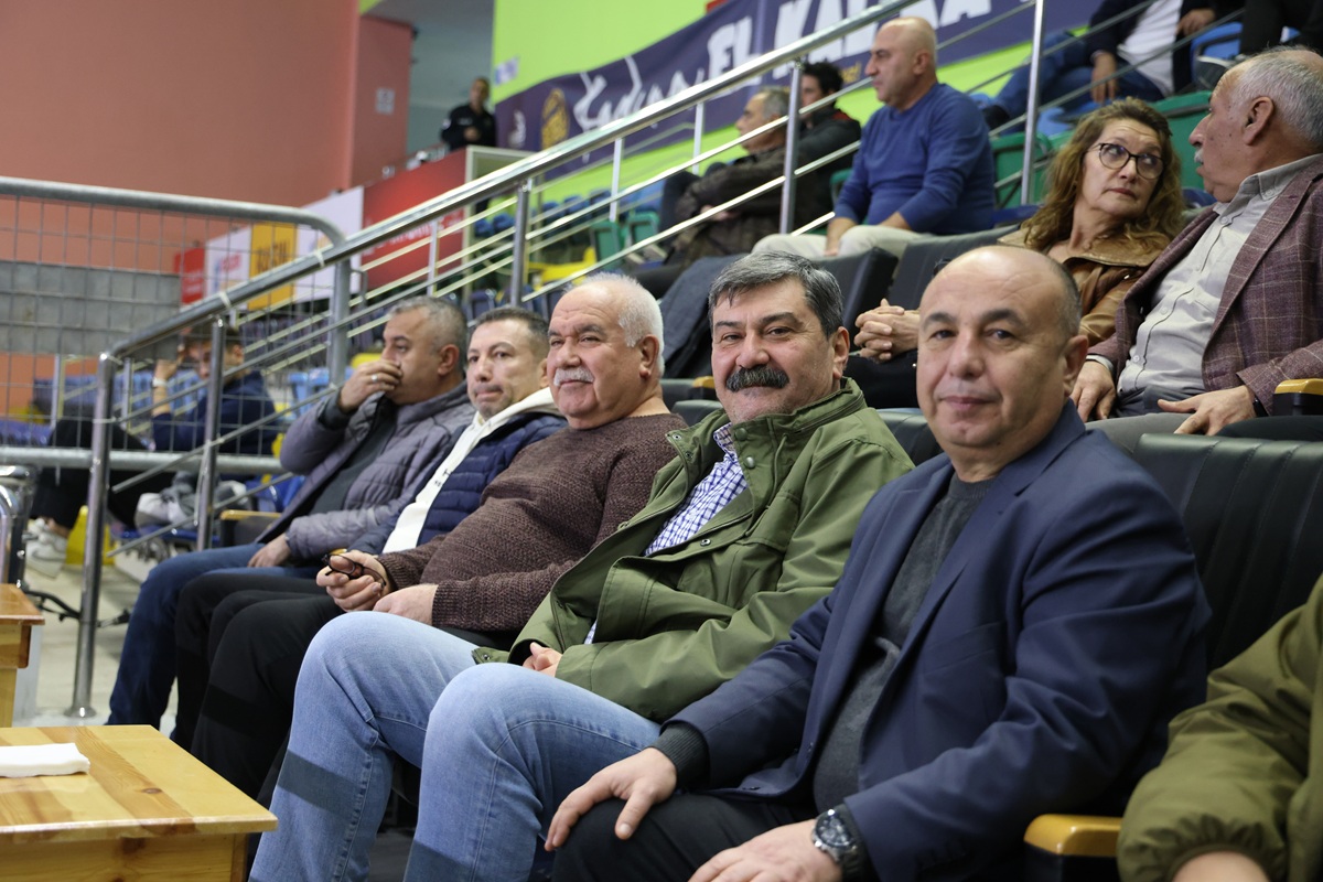 KADIN VOLEYBOL TAKIMIMIZ, 2025-2026 SEZONUNU ZAFERLE KAPATTI - 16