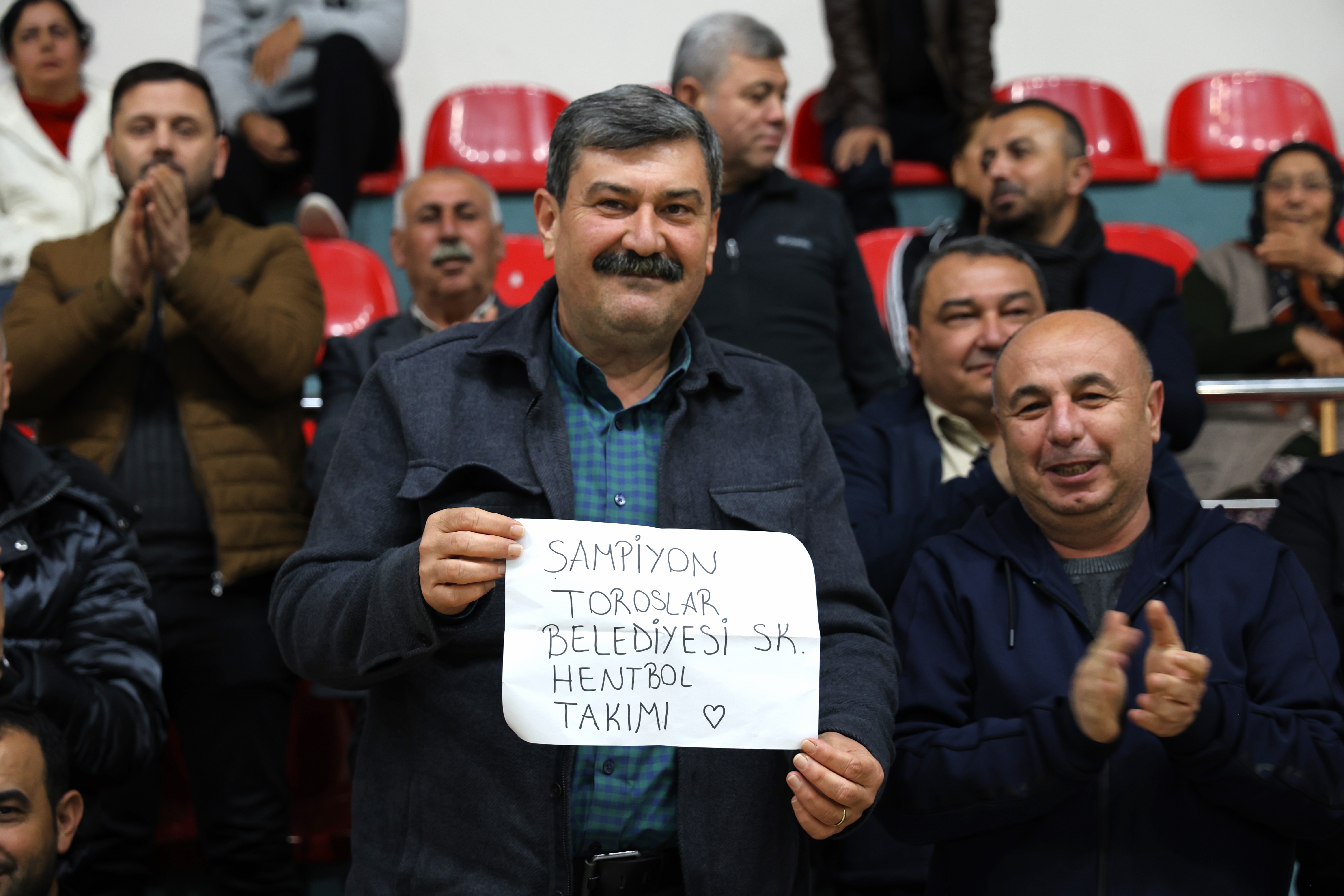 KADIN HENTBOL TAKIMIMIZ, NAMAĞLUP 1. LİG'E YÜKSELDİ - 14