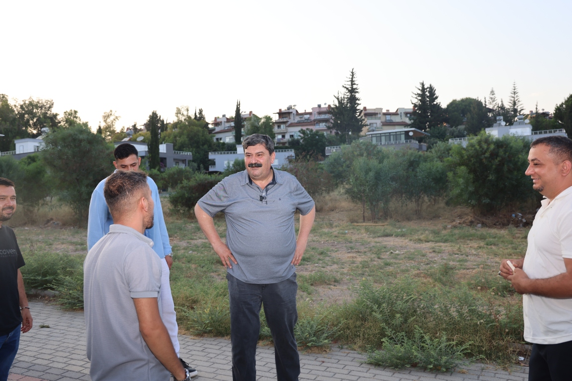 BAŞKAN YILDIZ, ÇAĞDAŞKENT MAHALLESİ’NDEKİ SPOR SAHALARI, PARK VE MESİRE ALANLARINDA İNCELEME YAPTI