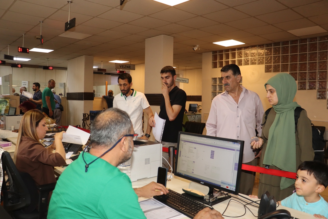 TOROSLAR BELEDİYESİNDE VEZNELER BU HAFTA SONU AÇIK