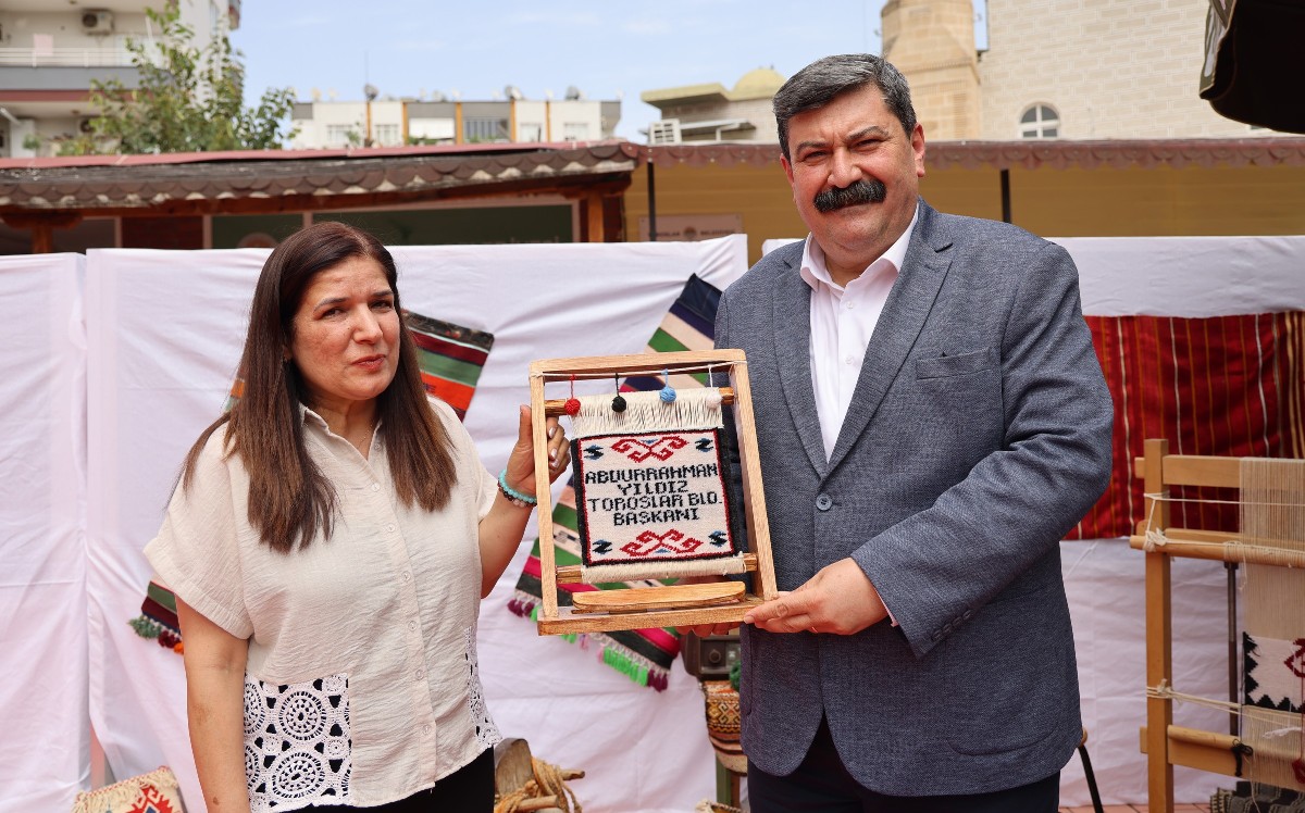 BAŞKAN YILDIZ, TOROSLAR’IN KADIN ÜRETİCİLERİYLE ANNELER GÜNÜ ETKİNLİĞİNDE BULUŞTU