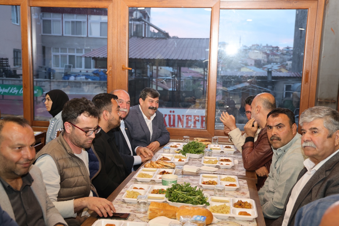 BAŞKAN YILDIZ, VATANDAŞLARLA İFTAR’DA BULUŞTU