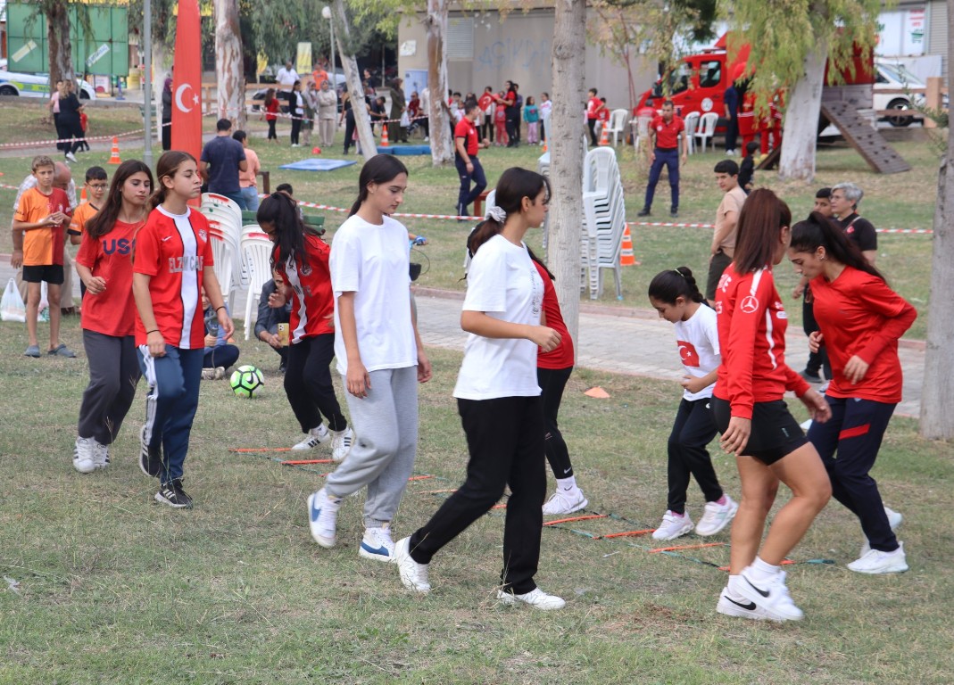 TOROSLAR'DA CUMHURİYET BAYRAMI COŞKUYLA KUTLANDI