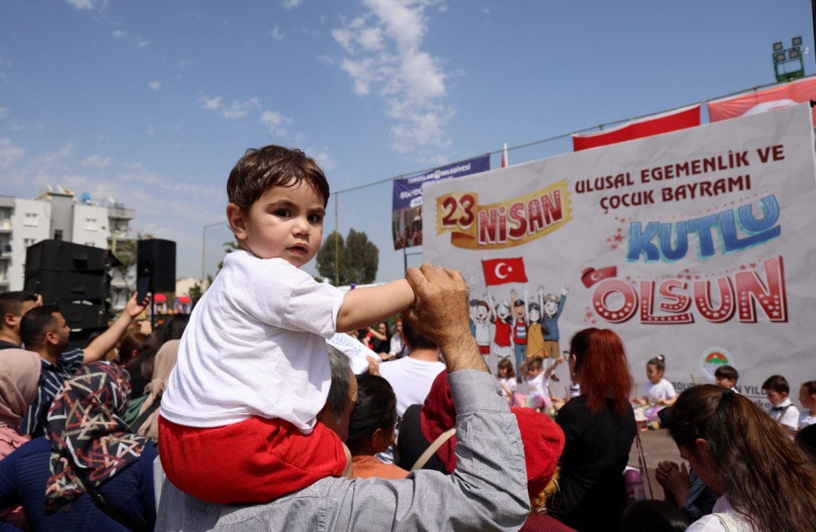 TOROSLAR BELEDİYESİ İKİNCİ GÜNDÜZ BAKIMEVİNİ AÇTI