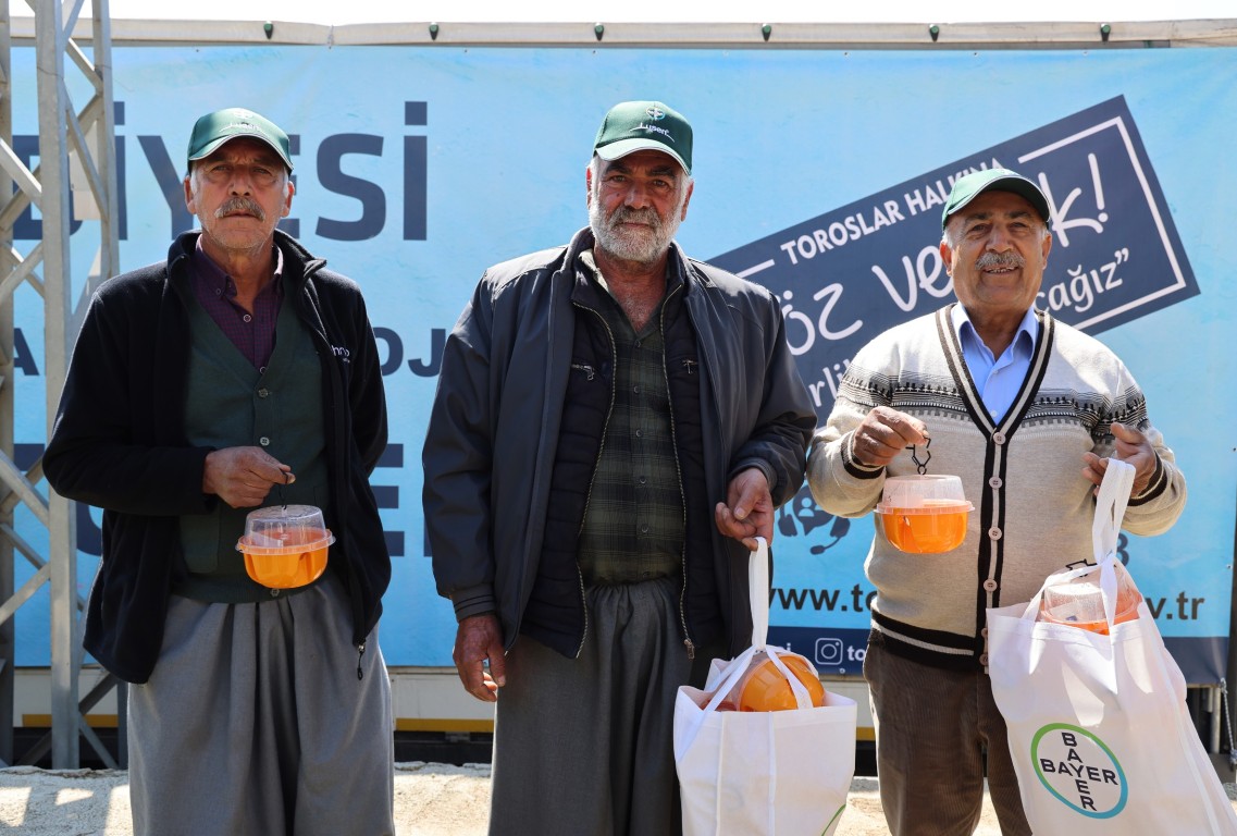 TOROSLAR BELEDİYESİNDEN ÇİFTÇİYE DESTEK