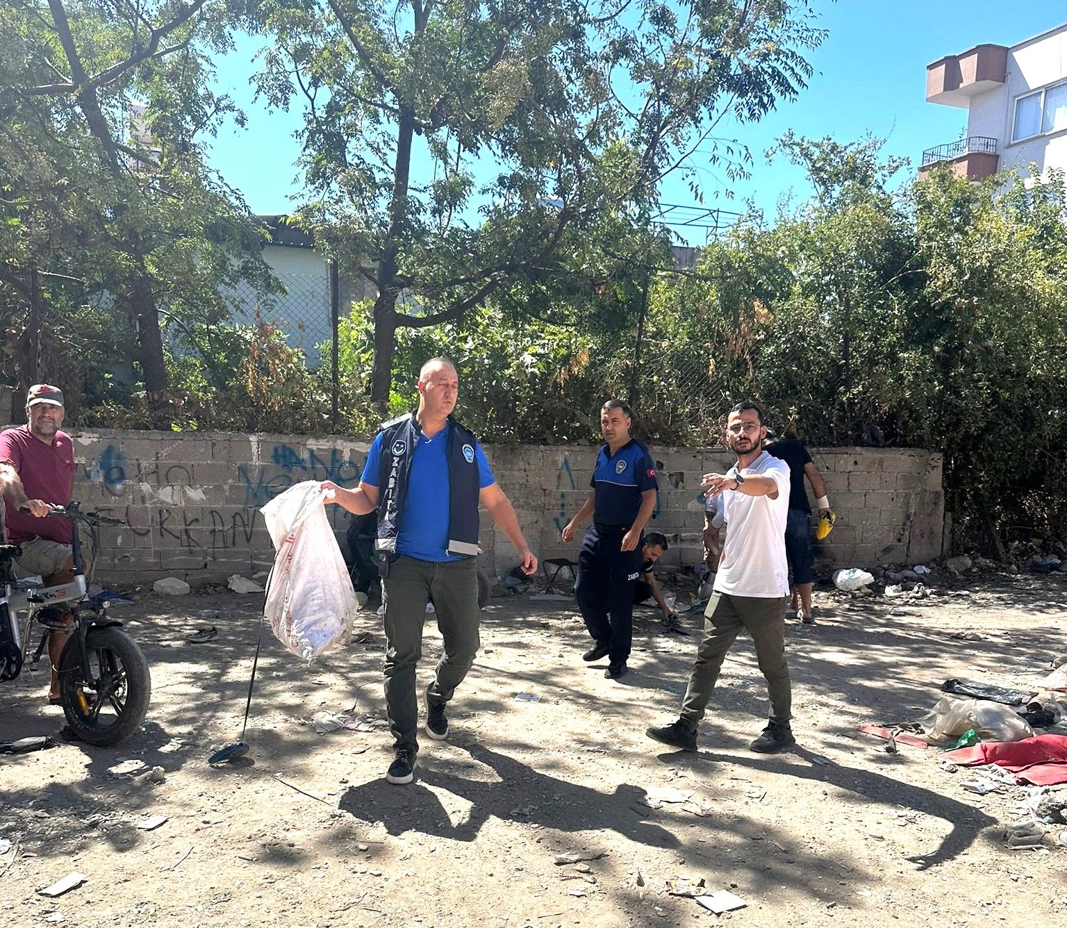 TOROSLAR’DA HALK SAĞLIĞINI TEHDİT EDEN İKİNCİ EL SATIŞLARINA GEÇİT YOK