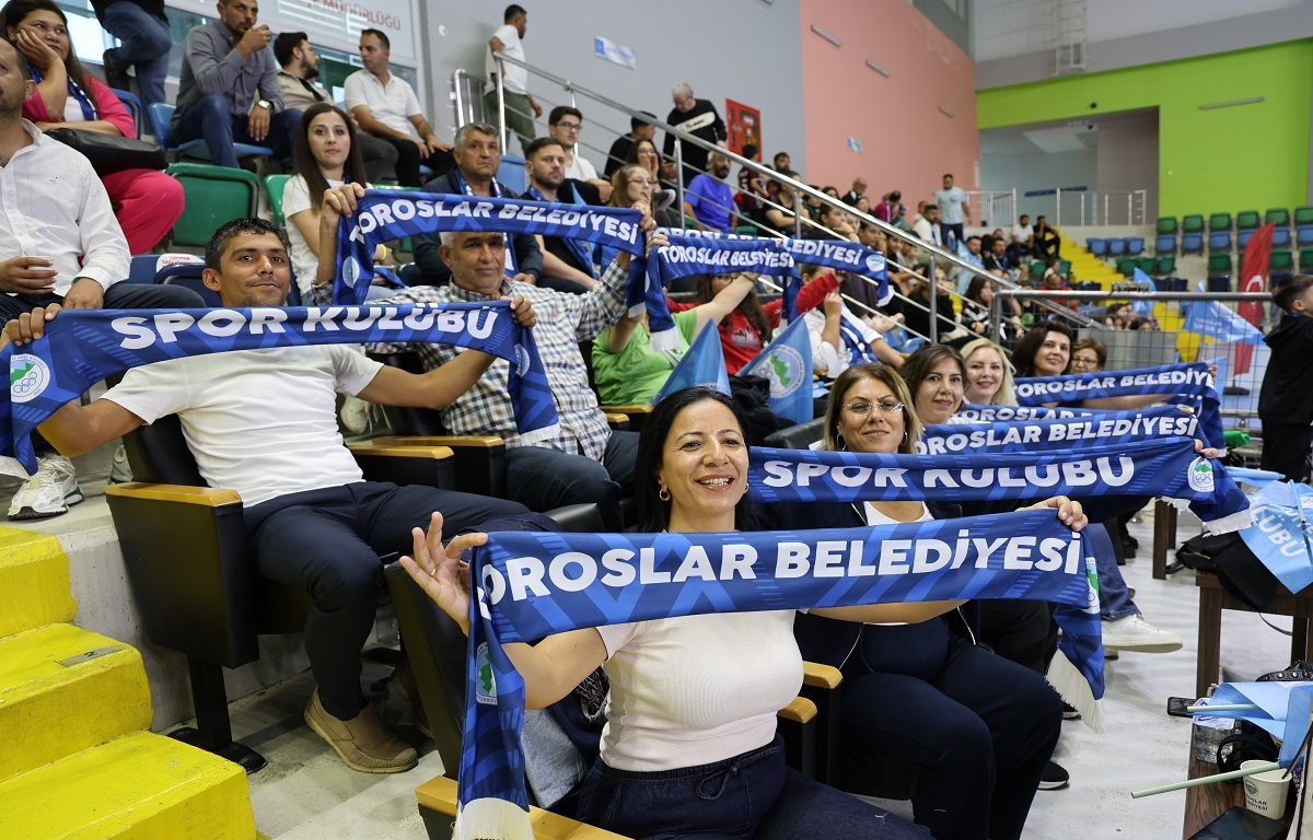 TOROSLAR’IN KADIN VOLEYBOL TAKIMINDAN GALİBİYET SEVİNCİ