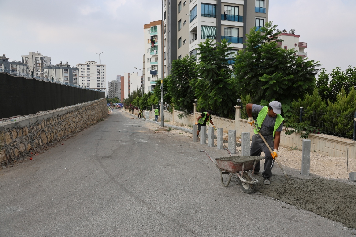 BAŞKAN YILDIZ, PORTAKAL MAHALLESİ’NDE KALDIRIM ÇALIŞMALARINI İNCELEDİ
