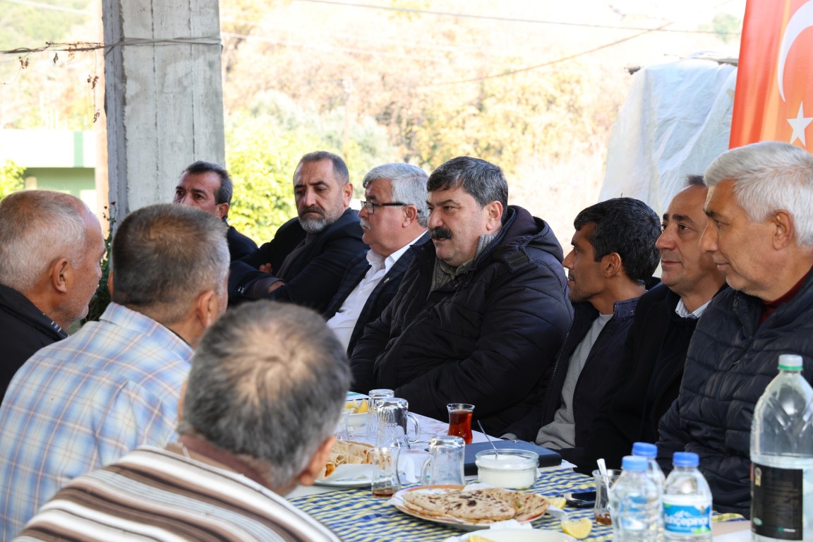 TOROSLAR BELEDİYE BAŞKANI YILDIZ, KIRSAL MAHALLELERDE YURTTAŞLARLA BULUŞTU