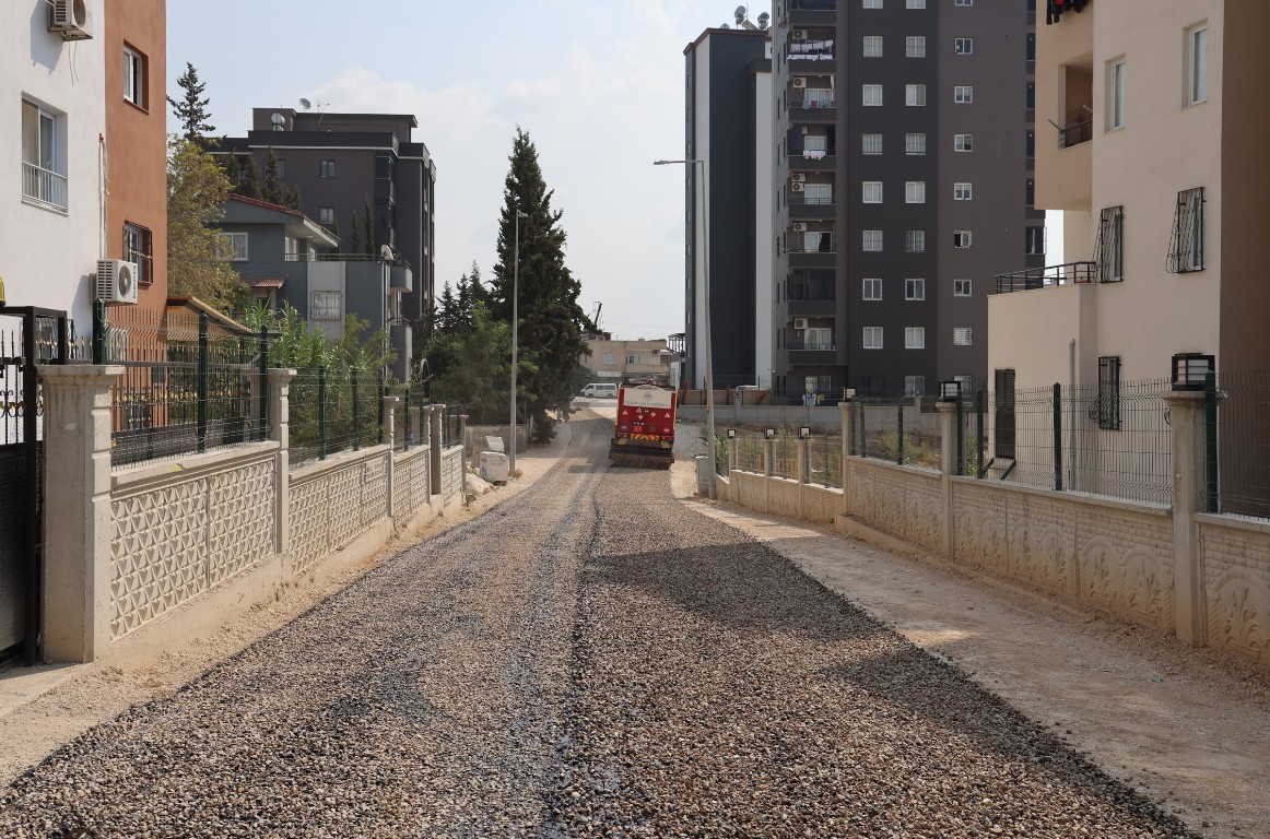 TOROSLAR’DA YOL ATAĞI SÜRÜYOR