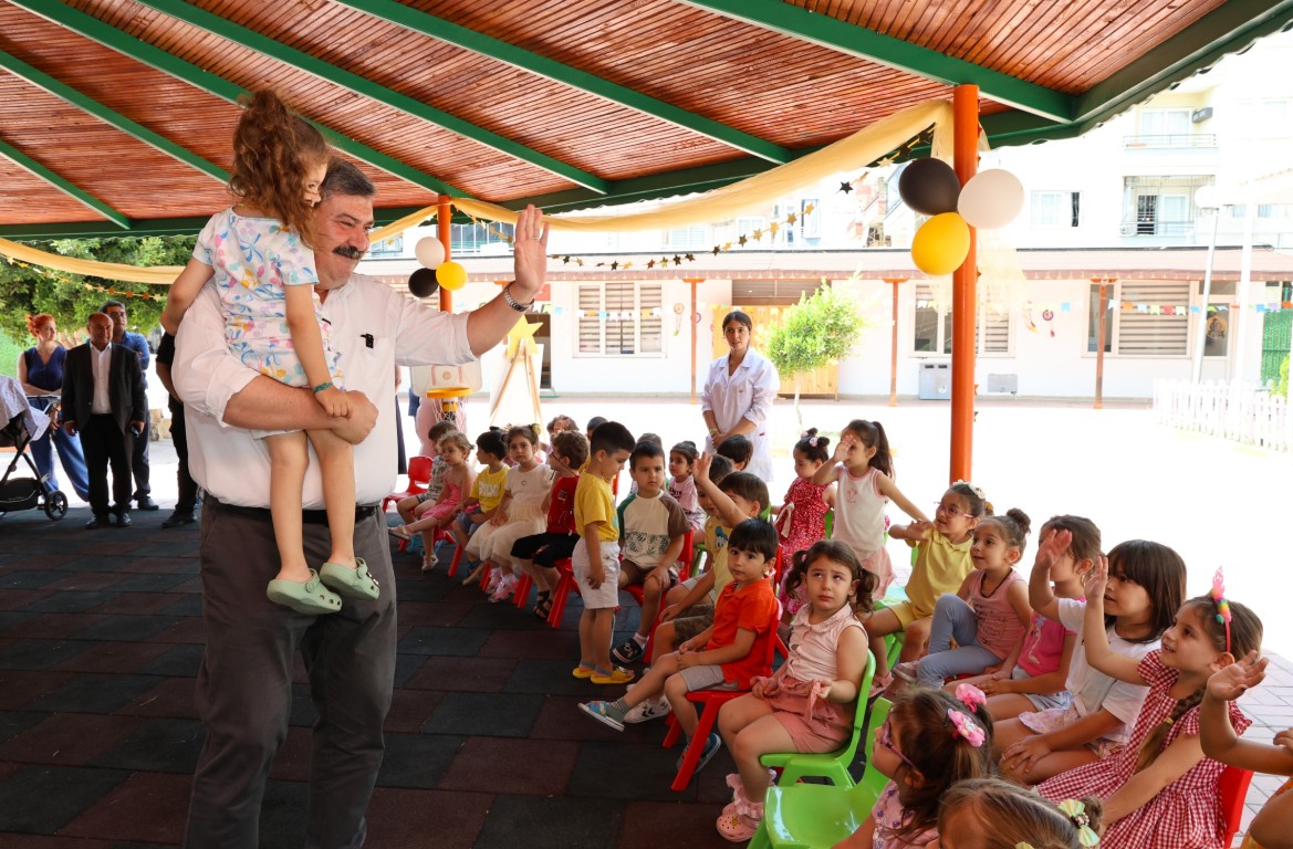 TOROSLAR’IN GÜNDÜZ BAKIMEVİNDE MEZUNİYET SEVİNCİ