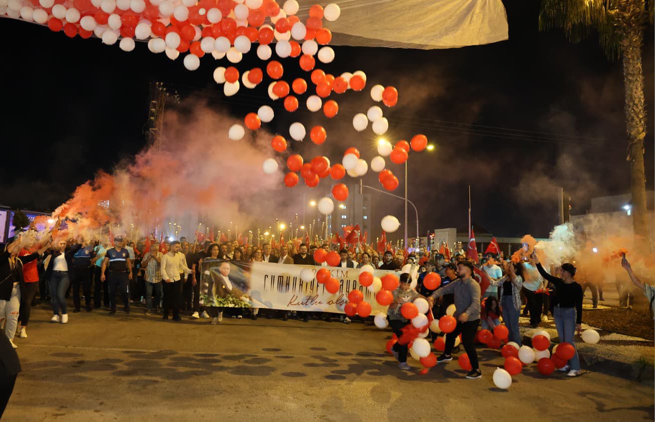 CUMHURİYET COŞKUSU TOROSLAR’I SARDI