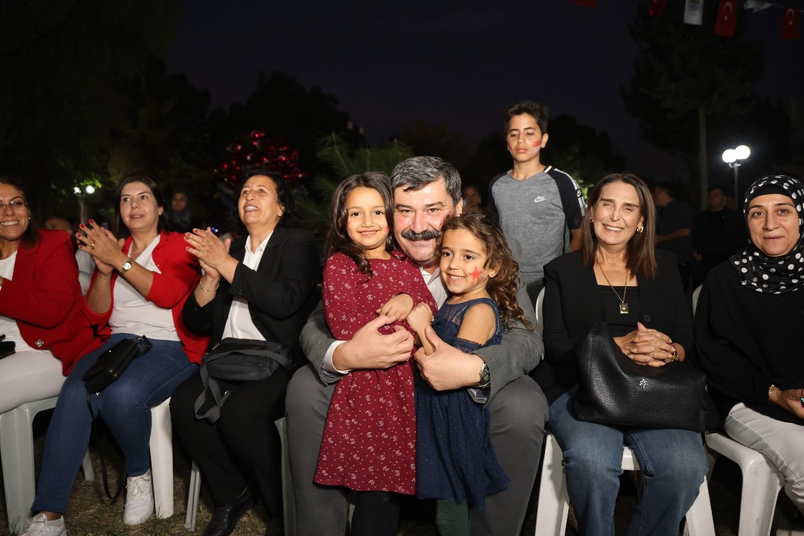 TOROSLAR'DA CUMHURİYET BAYRAMI COŞKUYLA KUTLANDI