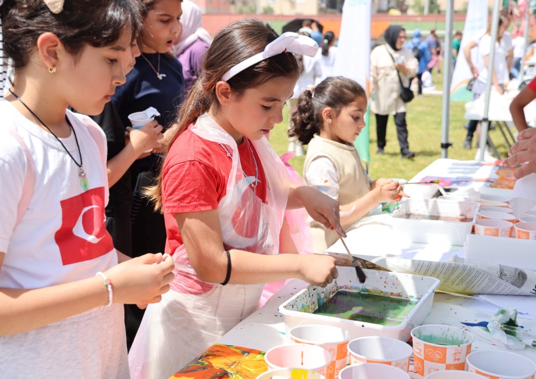 TOROSLAR BELEDİYESİ İKİNCİ GÜNDÜZ BAKIMEVİNİ AÇTI