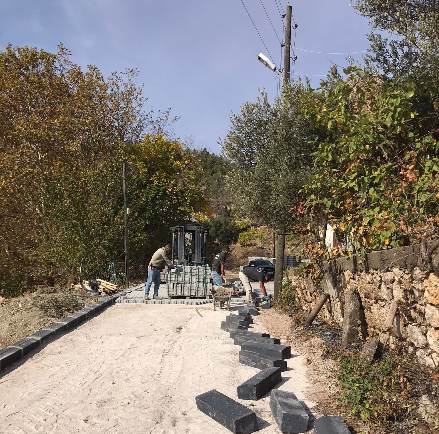 TOROSLAR BELEDİYESİ YAYLA YOLLARINI YENİLİYOR