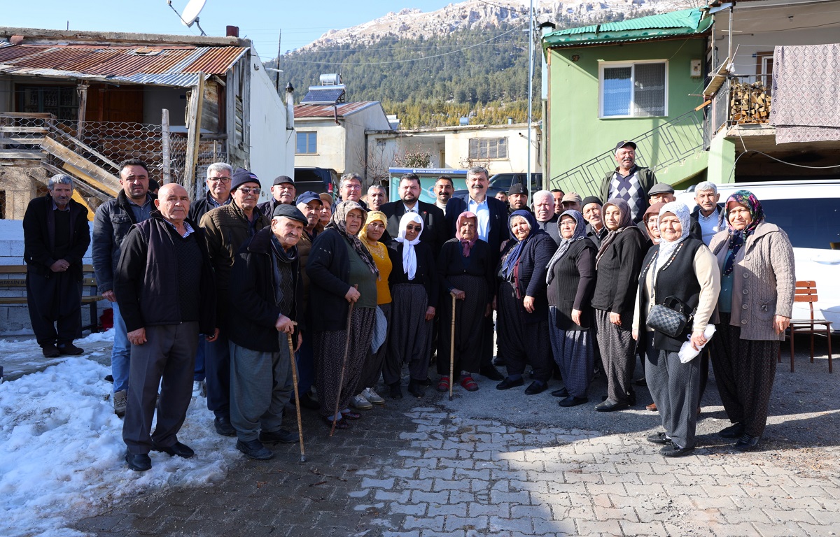 BAŞKAN YILDIZ, KIRSAL MAHALLELERİ GEZEREK VATANDAŞIN TALEBİNİ YERİNDE DİNLİYOR