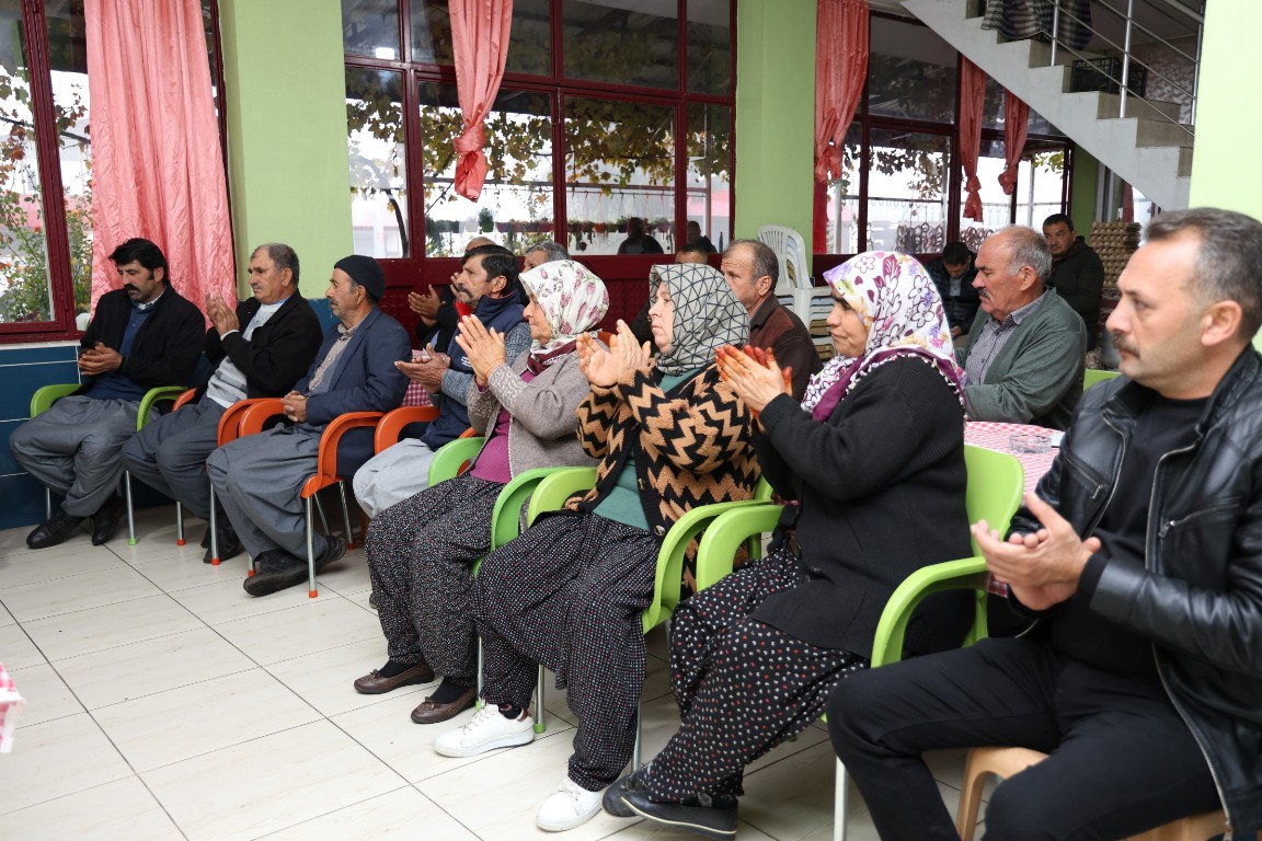 TOROSLAR BELEDİYE BAŞKANI YILDIZ, KIRSAL MAHALLELERDE YURTTAŞLARLA BULUŞTU