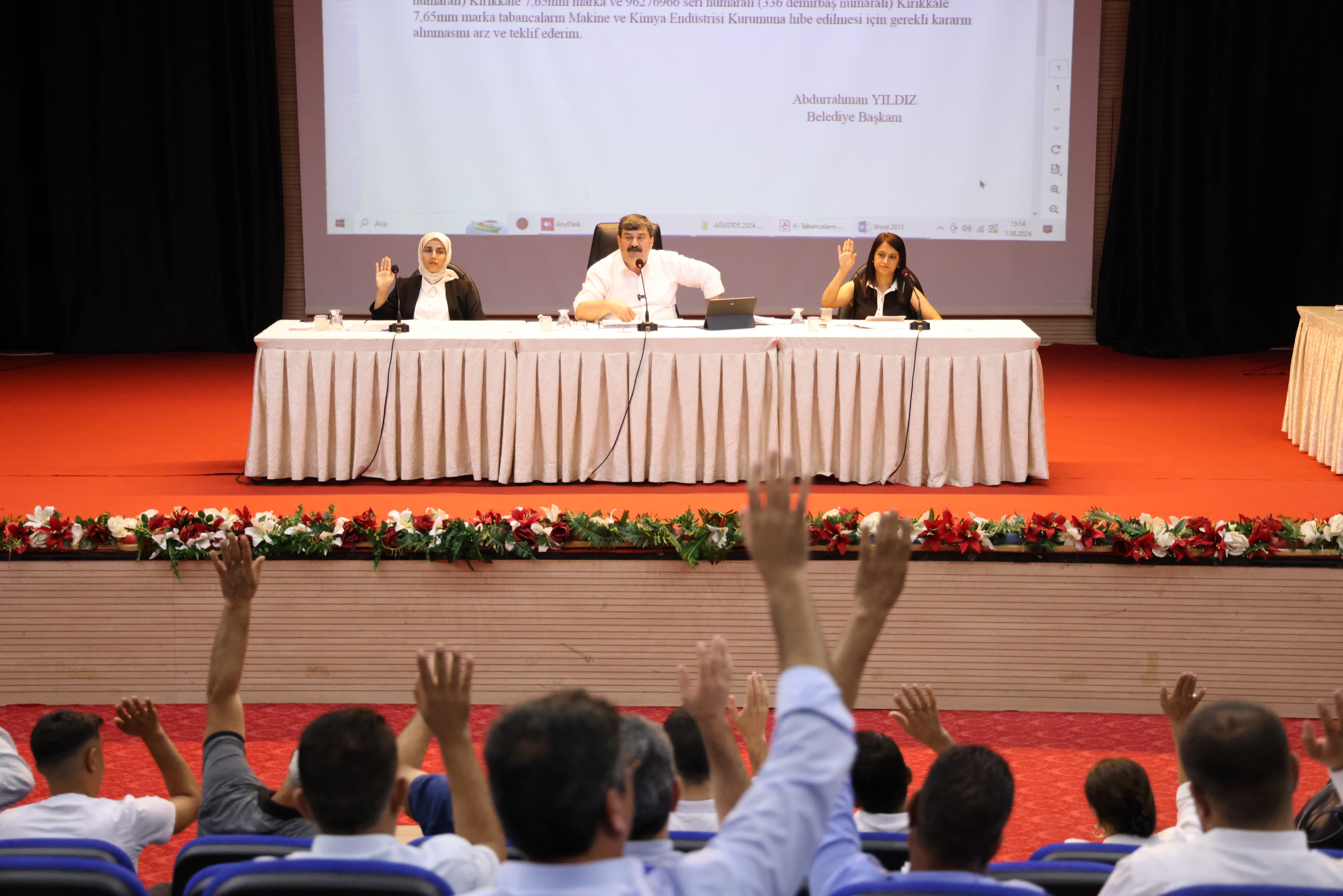 TOROSLAR BELEDİYE BAŞKANI ABDURRAHMAN YILDIZ: