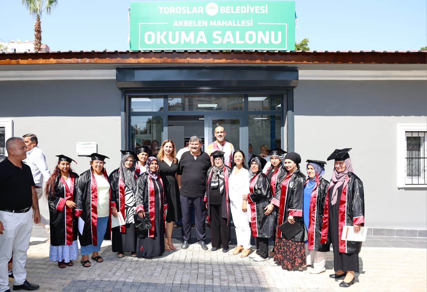 TOROSLAR’DA OKUMA YAZMA KURSUNUN MEZUNLARI SERTİFİKALARINI ALDI