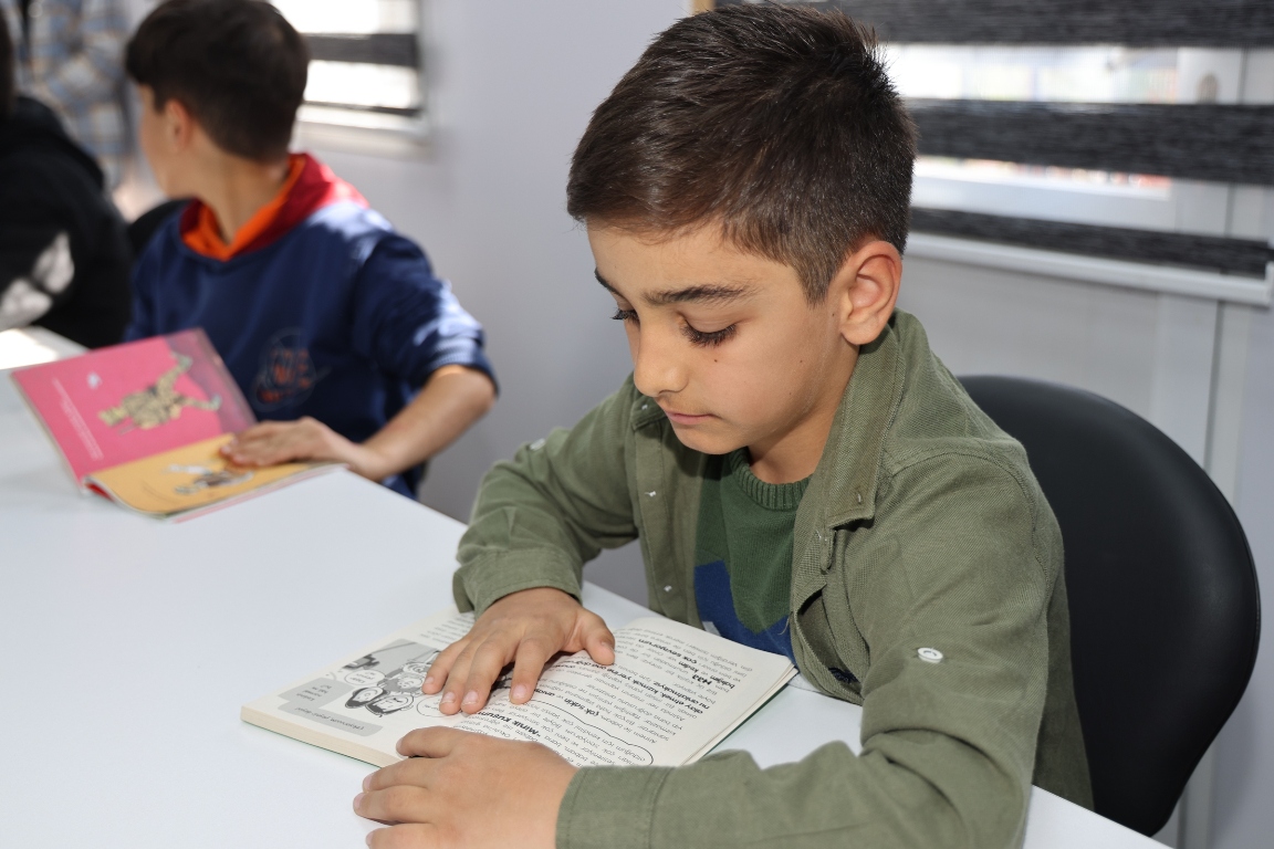 TOROSLAR BELEDİYESİNİN OKUMA SALONLARI HAFTANIN 7 GÜNÜ HİZMET VERİYOR
