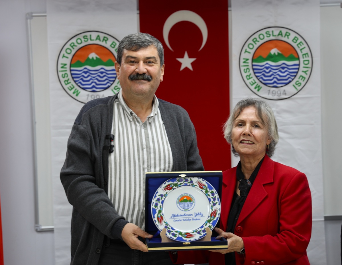 TOROSLAR’DA KİTAP VE SOHBETİN BULUŞTUĞU YENİ ADRES: OKUMA SALONLARI