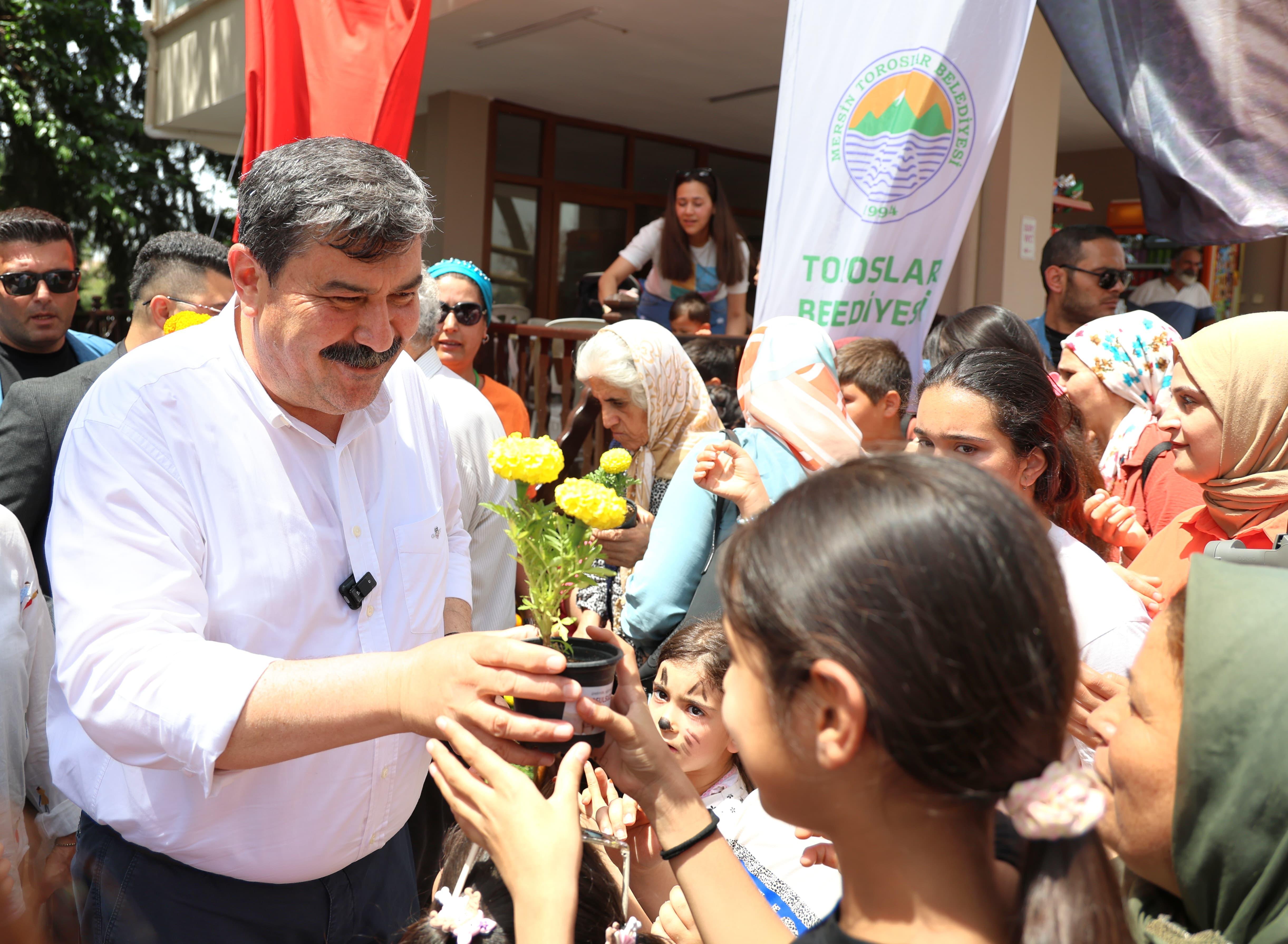 ANNELER GÜNÜ TOROSLAR’DA COŞKUYLA KUTLANDI