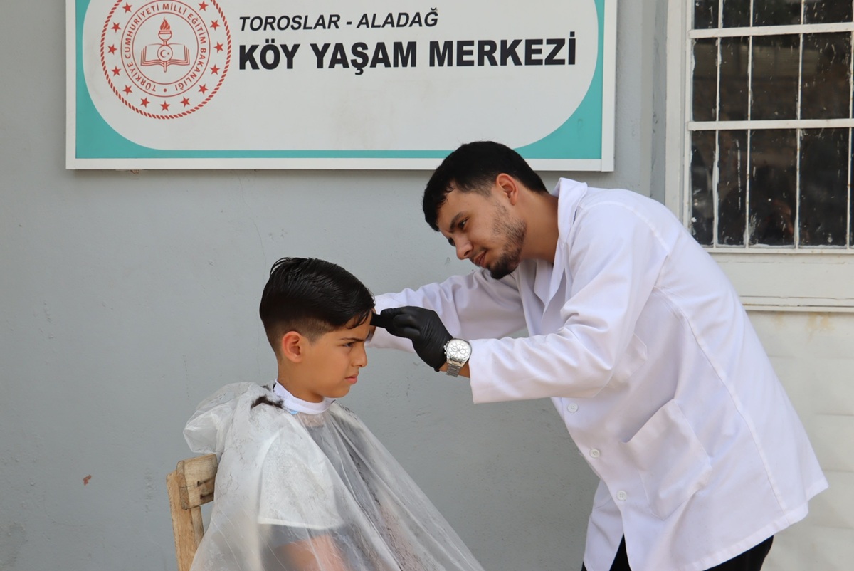 TOROSLAR’DA KİŞİSEL BAKIM HİZMETİ GÖNÜLLERE DOKUNUYOR - Görsel 3