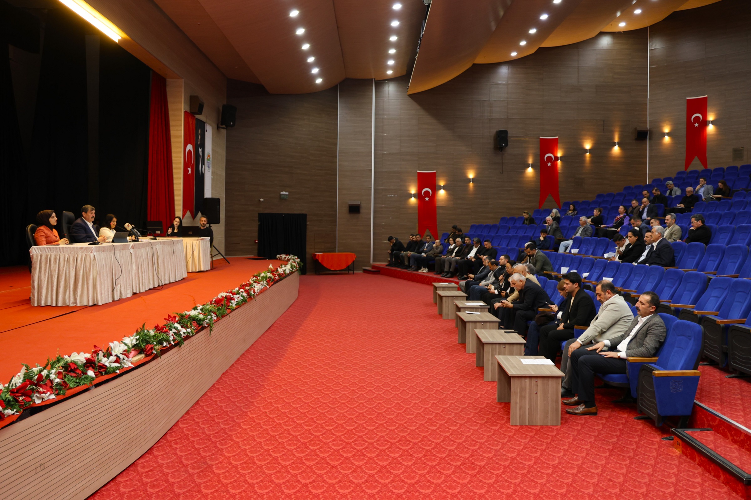 ÇEVRECİ BAŞKAN YILDIZ’DAN BÜYÜK BİR DUYARLILIK ÖRNEĞİ