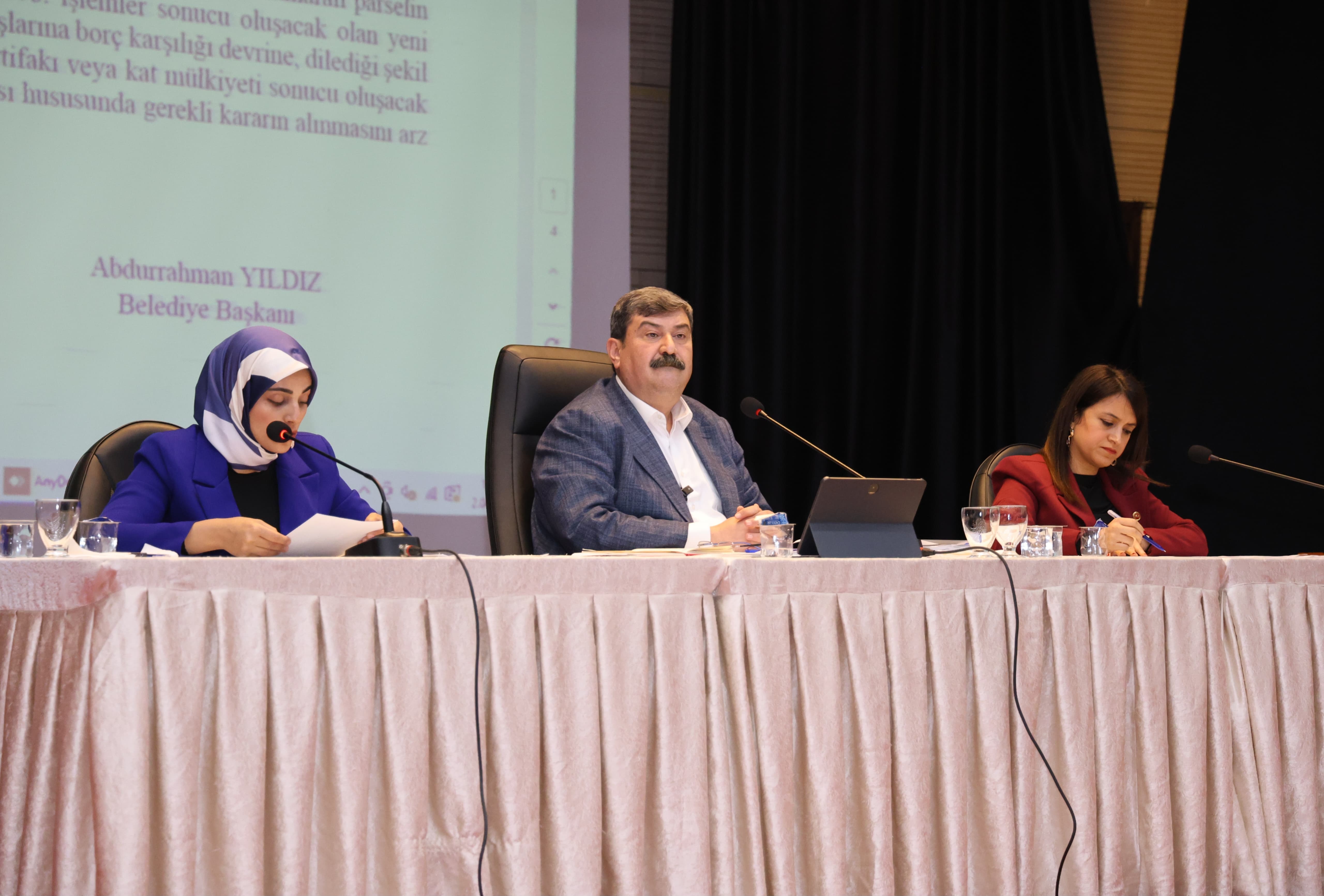 TOROSLAR BELEDİYESİ HAŞEREYLE MÜCADELEDE ÇİFTÇİYE DESTEK VERECEK