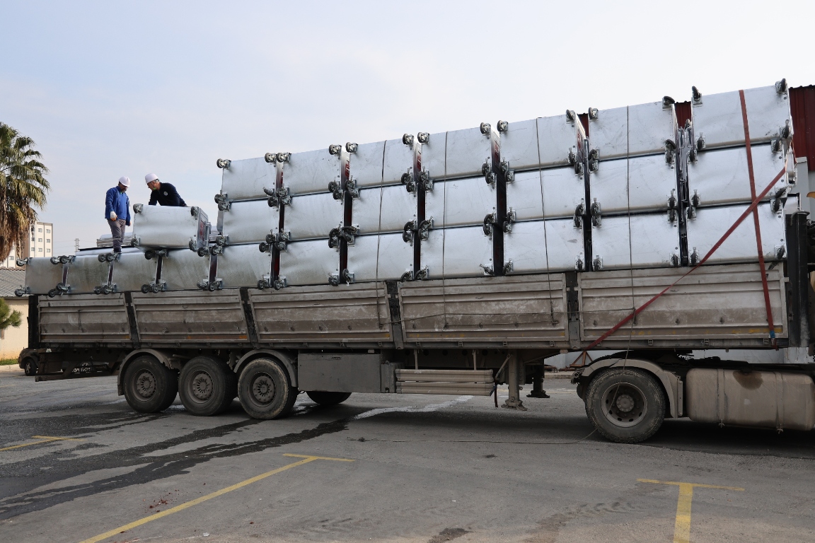 TOROSLAR BELEDİYESİ 725 ADET YENİ ÇÖP KONTEYNERİ ALDI