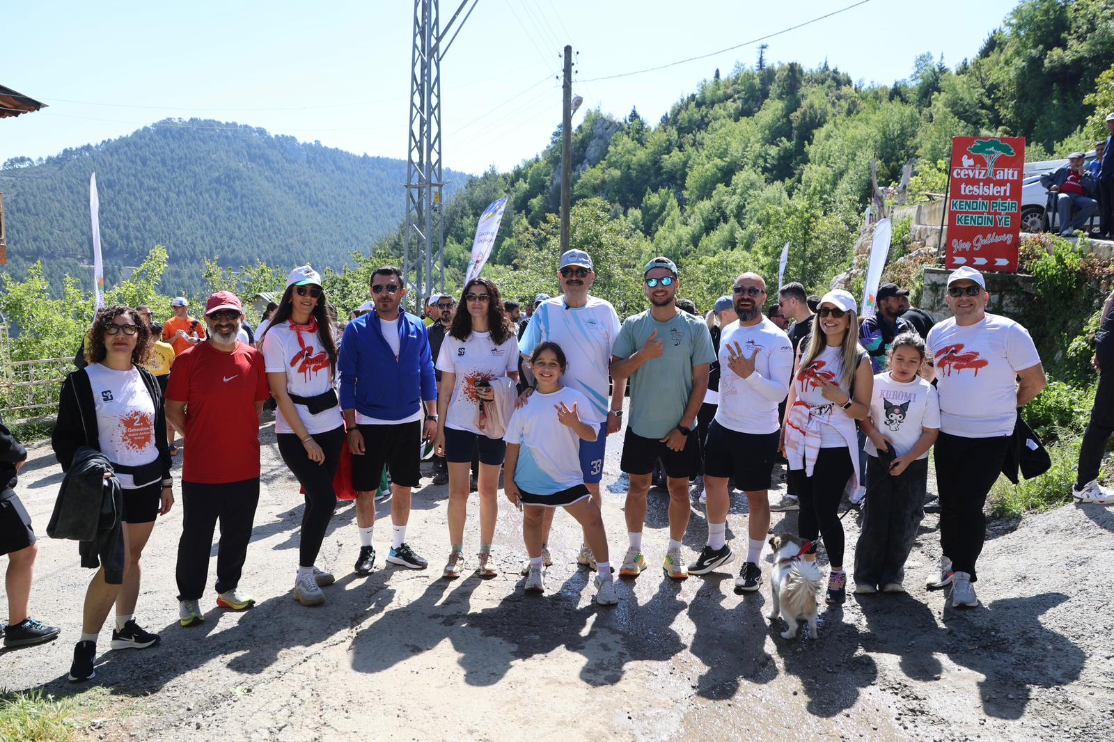 TOROSLAR’DA 19 MAYIS DOĞA YÜRÜYÜŞÜ COŞKUYLA YAPILDI
