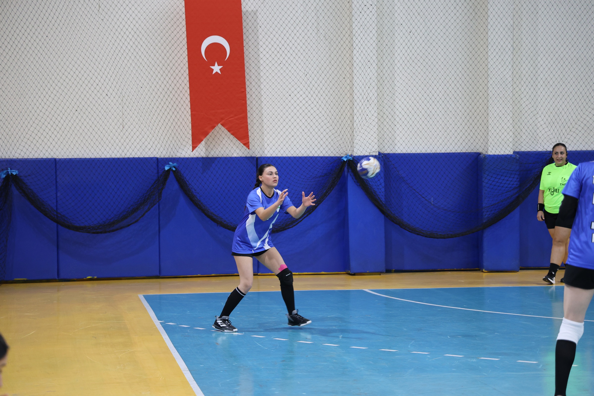 TOROSLAR’IN MELEKLERİ 8 MART’TA PARKEYE İNDİ