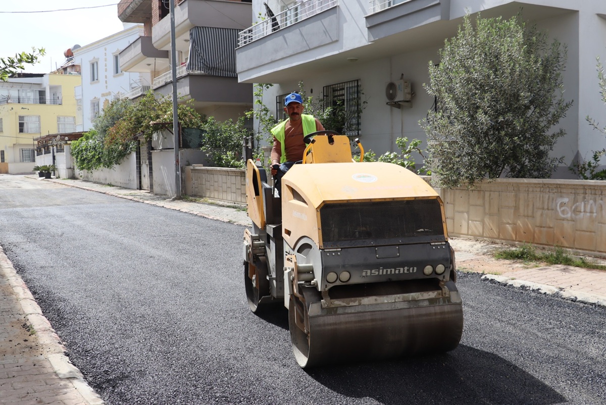 TOROSLAR’DA YOLLAR YENİLENİYOR