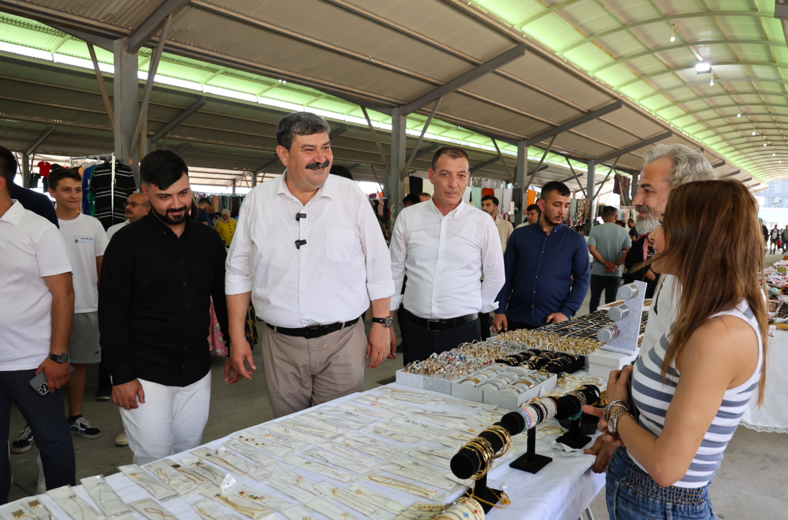 TOROSLAR’DA İKİNCİ SOSYETE PAZARI AÇILDI