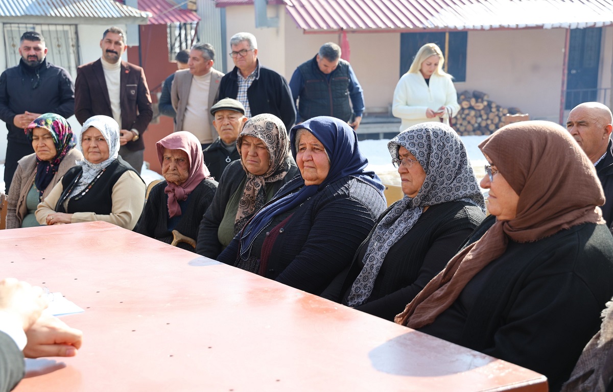 BAŞKAN YILDIZ, KIRSAL MAHALLELERİ GEZEREK VATANDAŞIN TALEBİNİ YERİNDE DİNLİYOR