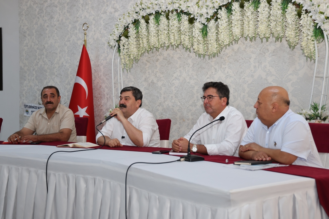 BAŞKAN YILDIZ MAHALLE MUHTARLARIYLA BULUŞTU