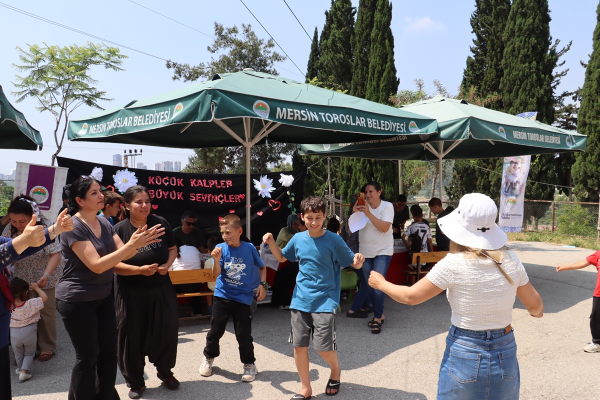 TOROSLAR BELEDİYESİNDEN ÇOCUKLARA UNUTULMAZ KARNE ŞENLİĞİ - Görsel 6