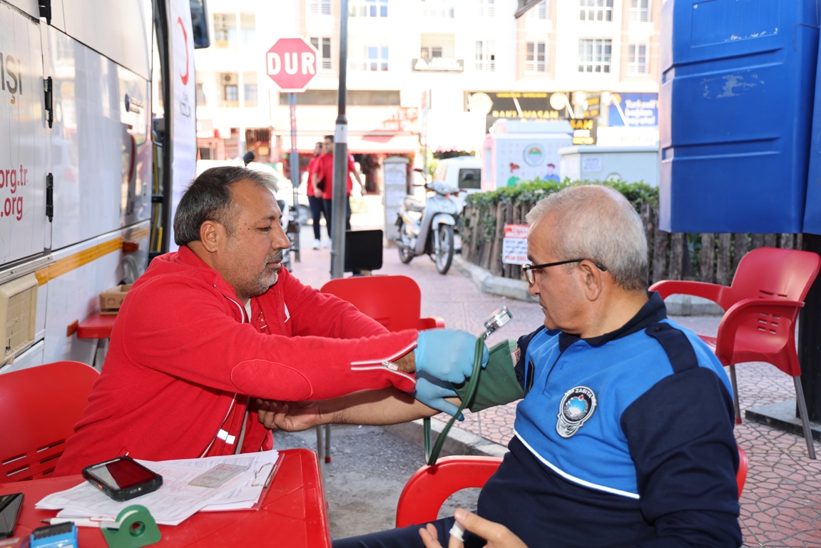 TOROSLAR BELEDİYESİNDEN KAN BAĞIŞI KAMPANYASINA DESTEK