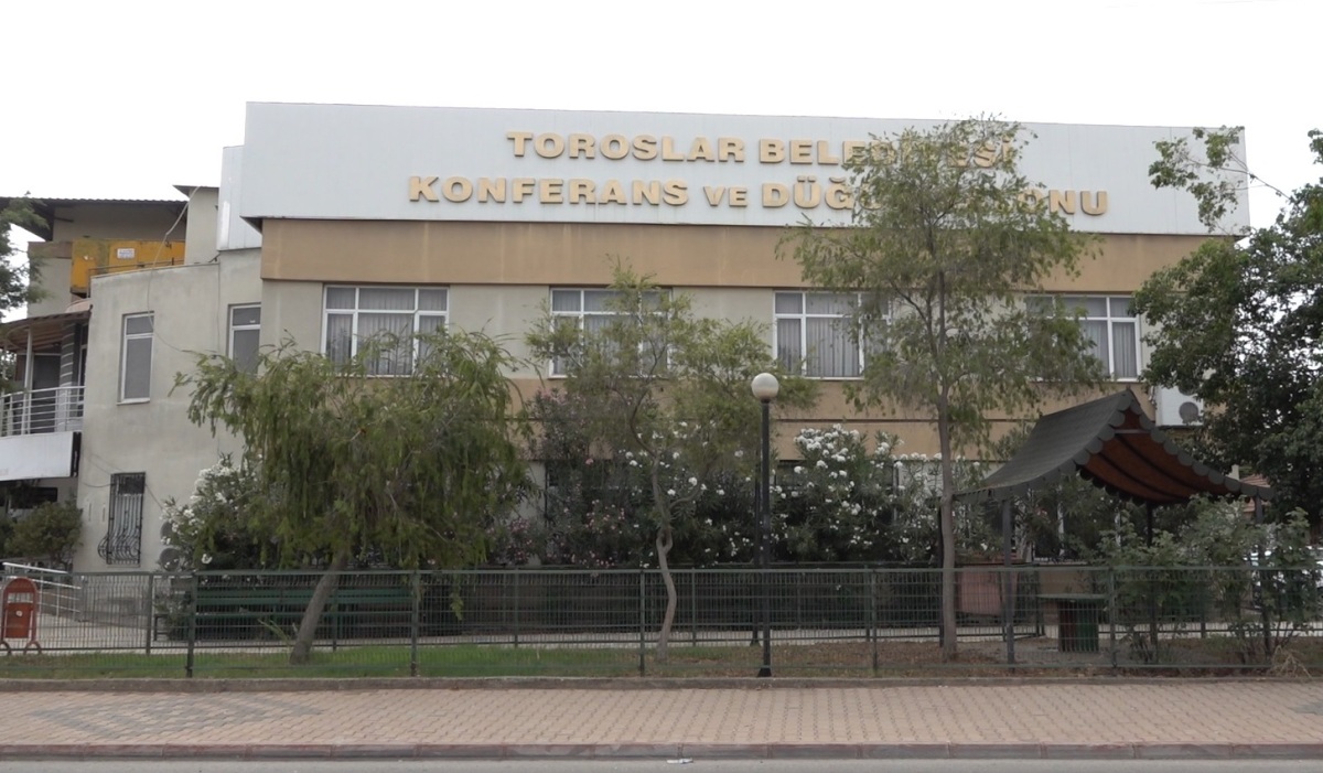 TOROSLAR BELEDİYESİ SOSYAL BELEDİYECİLİK ANLAYIŞIYLA HALKIN YANINDA