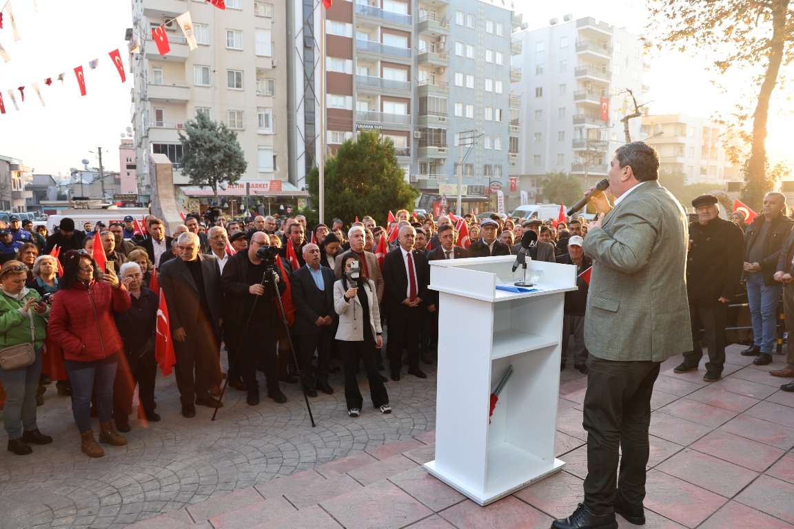 TOROSLAR BELEDİYESİ, MERSİN’İN DÜŞMAN İŞGALİNDEN KURTULUŞUNU KUTLADI