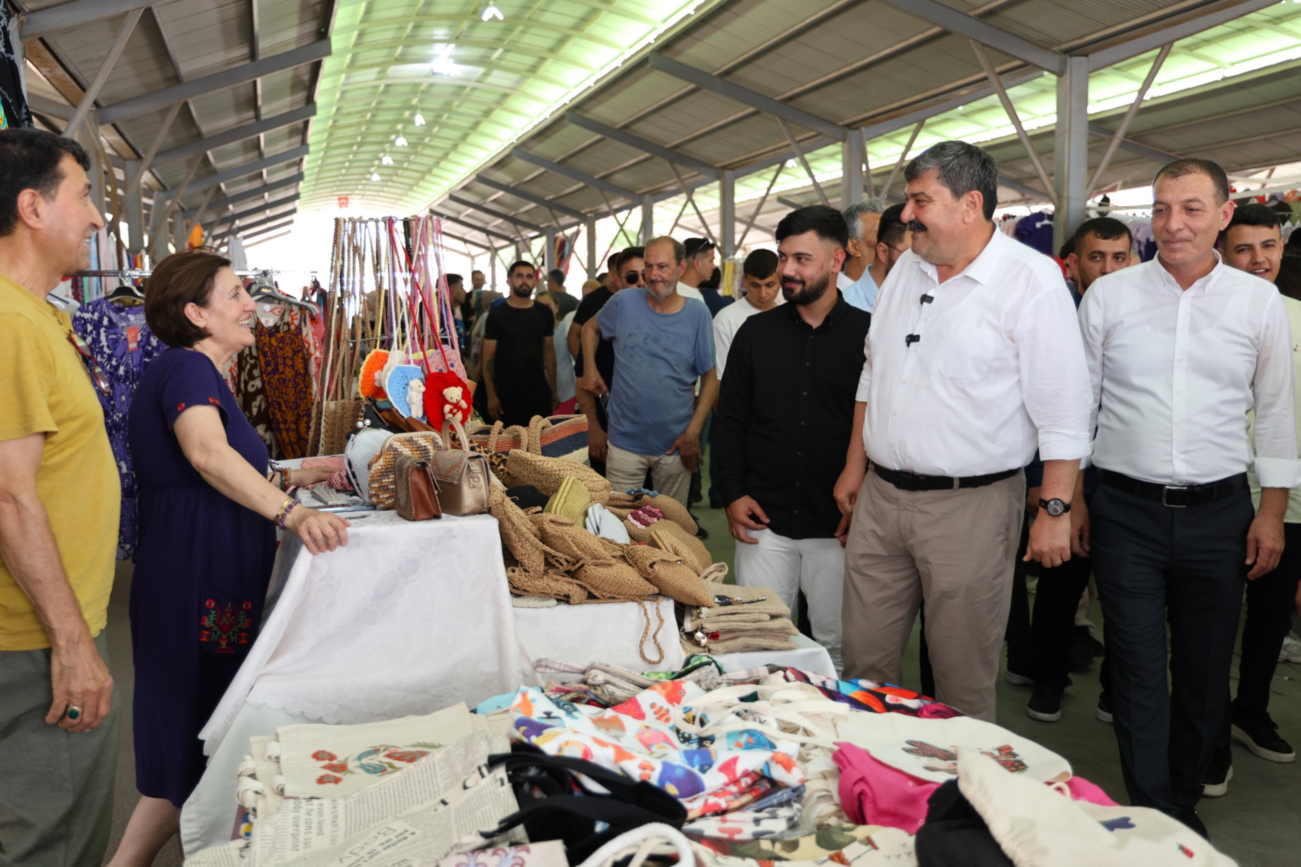 TOROSLAR’DA İKİNCİ SOSYETE PAZARI AÇILDI