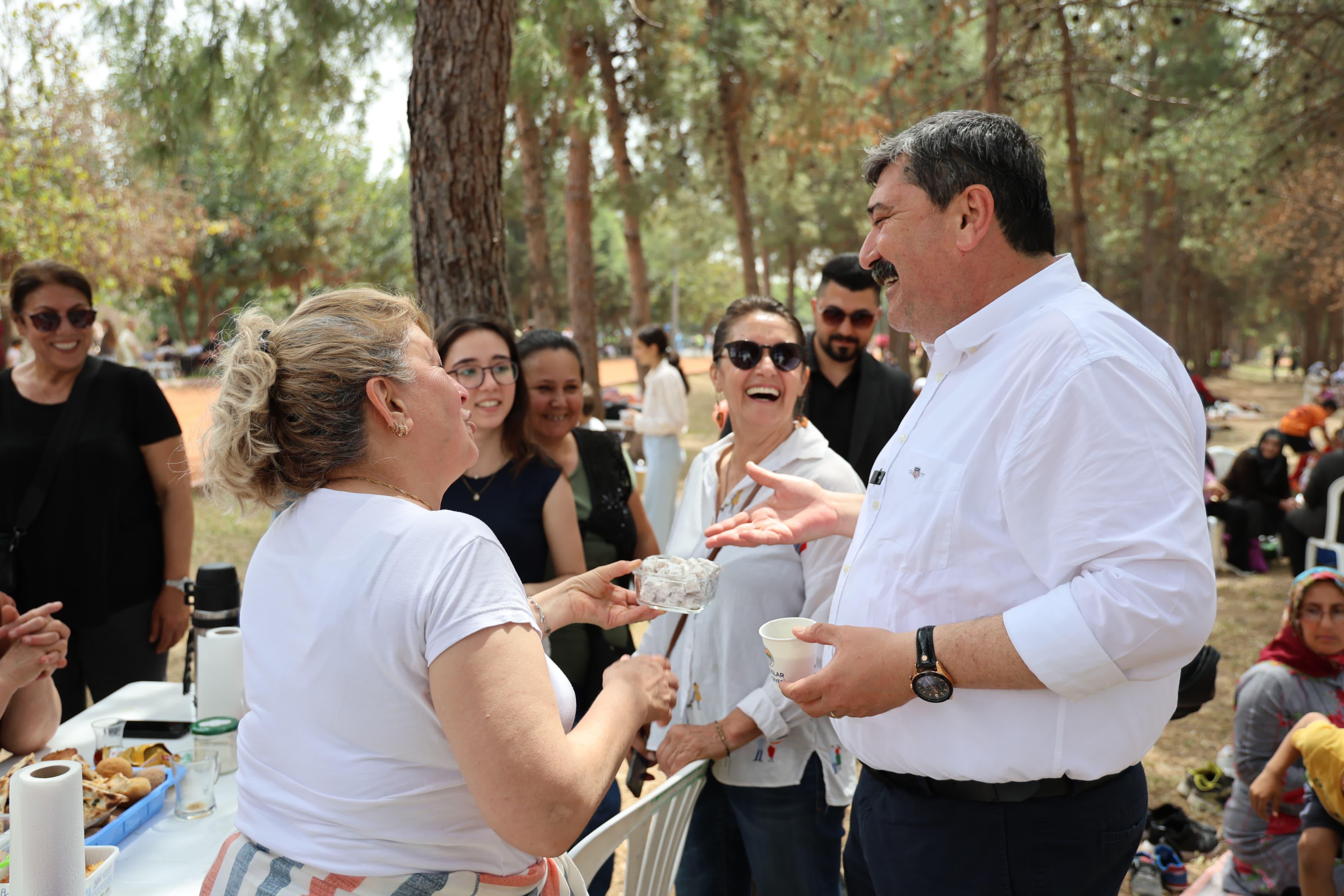 ANNELER GÜNÜ TOROSLAR’DA COŞKUYLA KUTLANDI