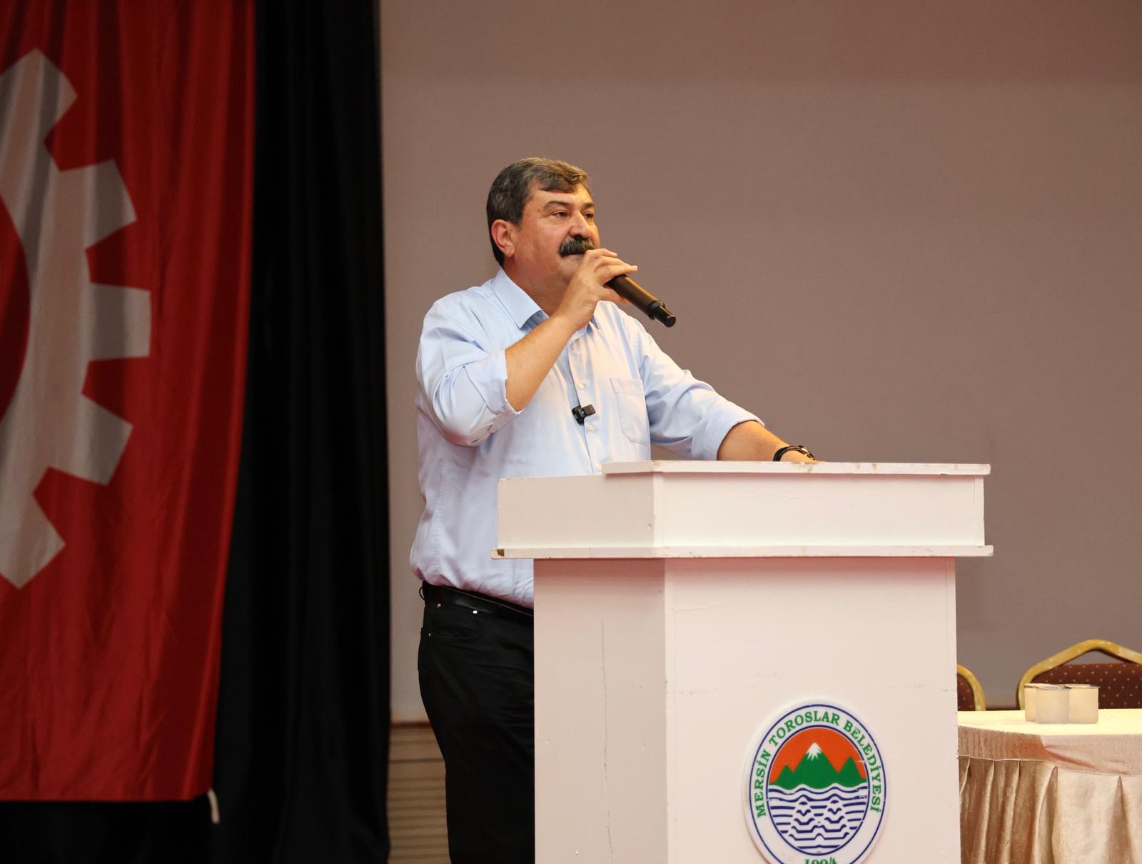 TOROSLAR BELEDİYESİNDE TOPLU İŞ SÖZLEŞMESİ SEVİNCİ!