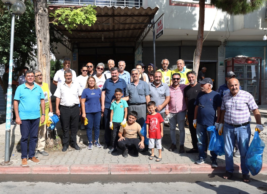 TOROSLAR’DA TEMİZLİK DAYANIŞMASI SÜRÜYOR