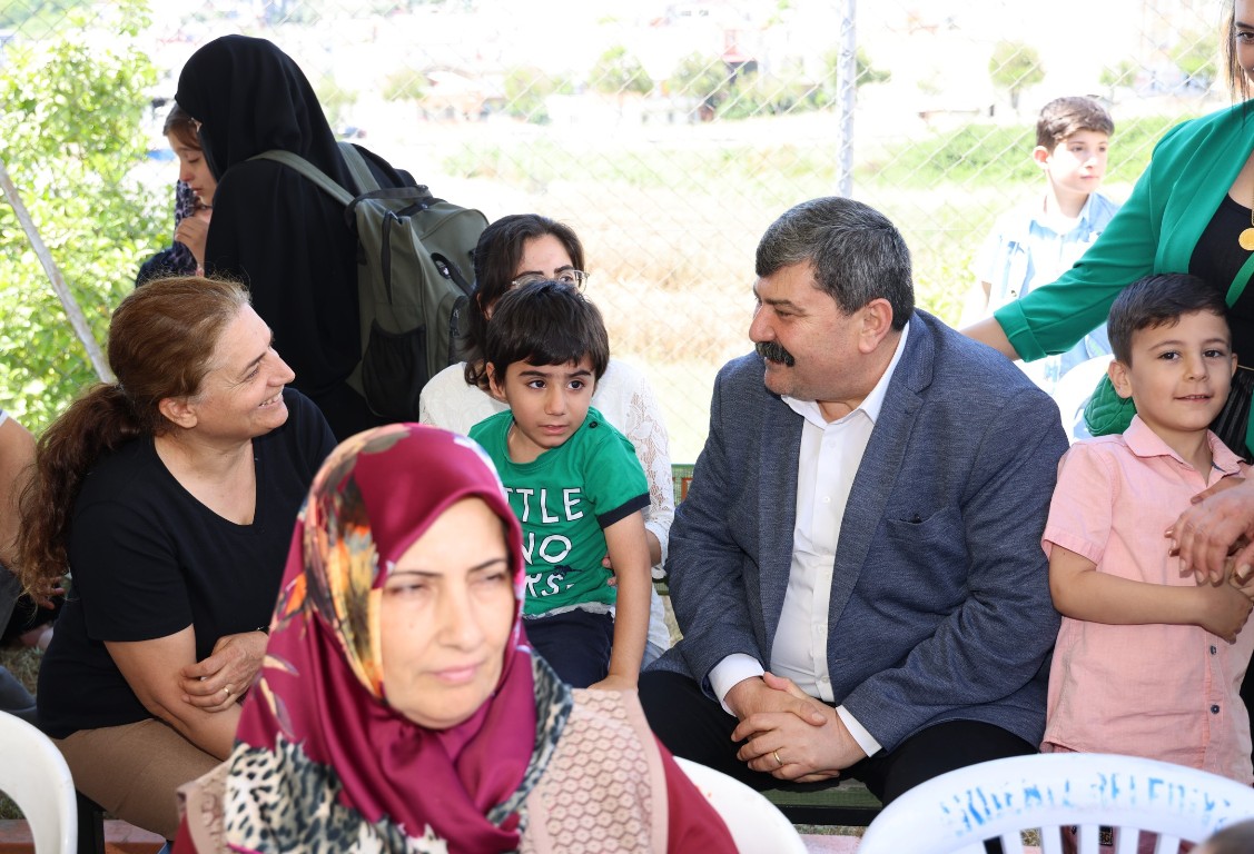 BAŞKAN YILDIZ, ENGELLİLER HAFTASI’NDA ÖZEL BİREYLERLE PİKNİK YAPTI