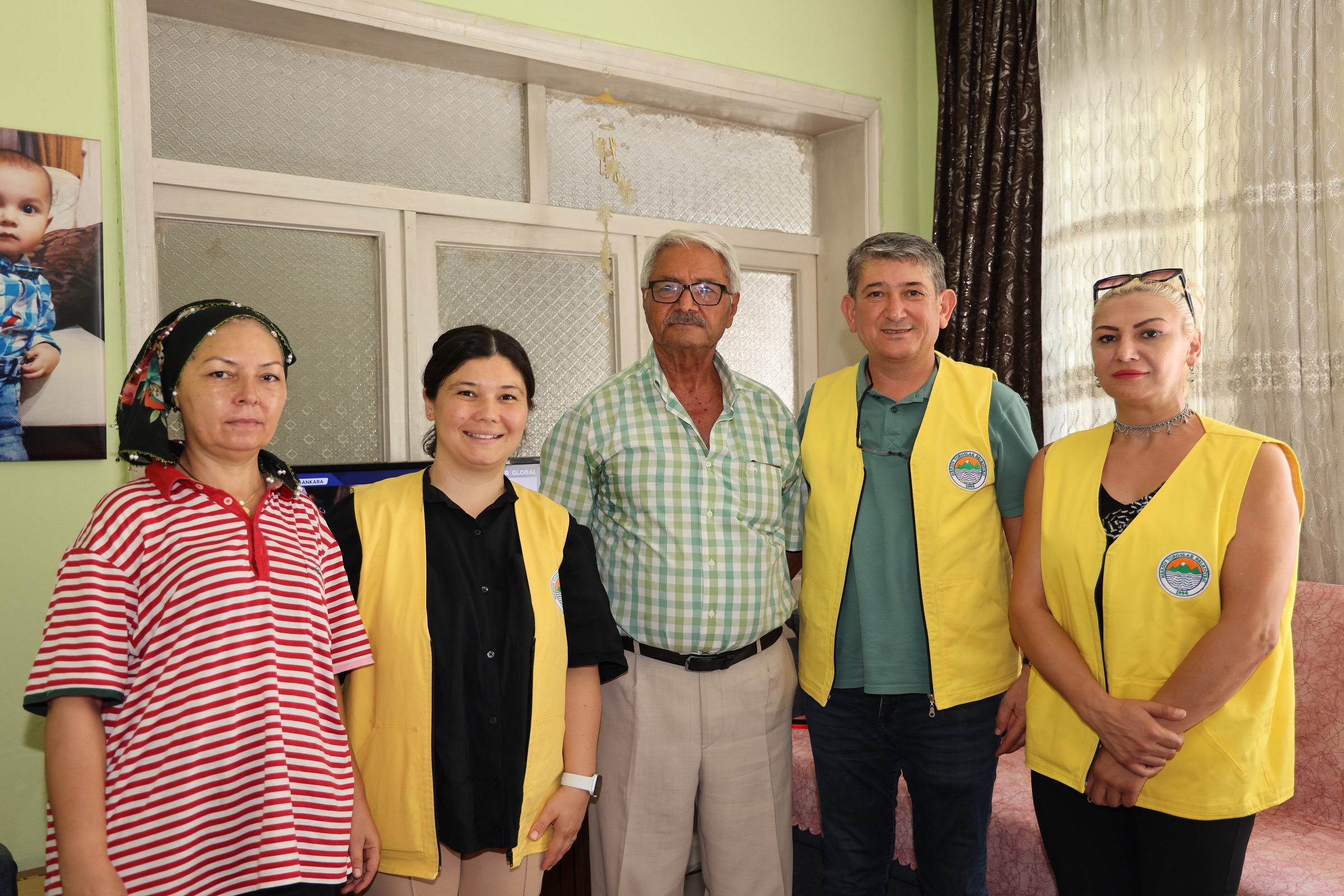 TOROSLAR BELEDİYESİNDEN ŞEHİT VE GAZİ AİLELERİNE ANLAMLI ZİYARET