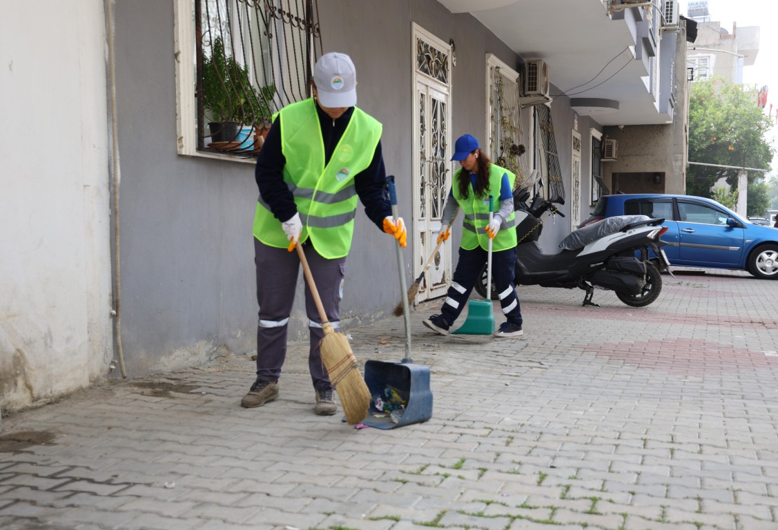 TOROSLAR’DA BAYRAM TEMİZLİĞİ YAPILDI