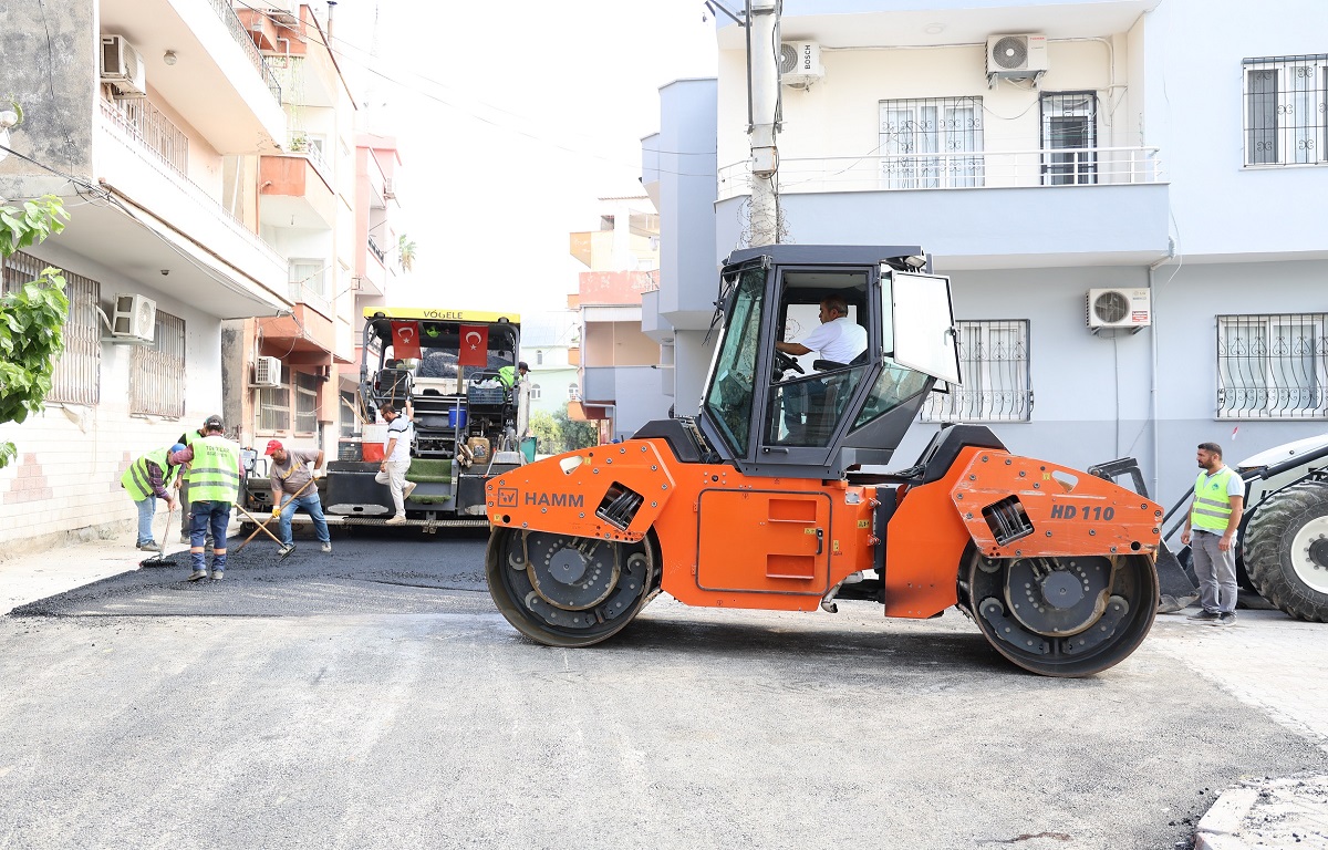 TOZKOPARAN’DA YILLARDIR BEKLENEN ASFALT ÇALIŞMASI TAMAMLANDI