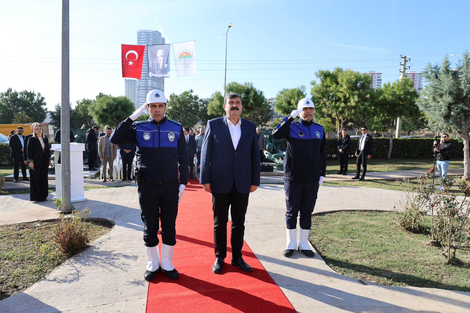 KKTC 5. CUMHURBAŞKANI ERSİN TATAR’DAN TOROSLAR’A ZİYARET