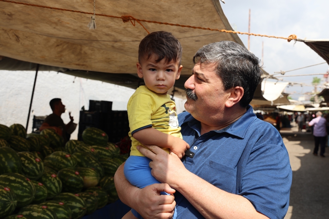 BAŞKAN YILDIZ, PAZARCI ESNAFIYLA BULUŞTU